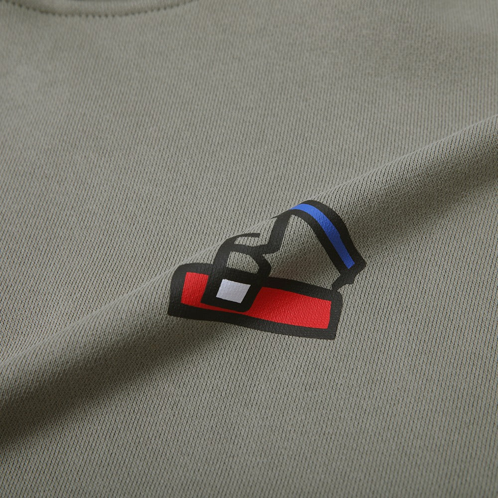 هودي كاكي مطبوع "Not There Yet" مع غطاء رأس